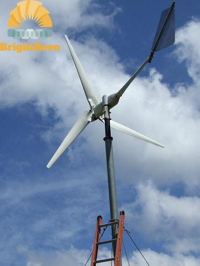 1kW wind turbine spinning to generate power